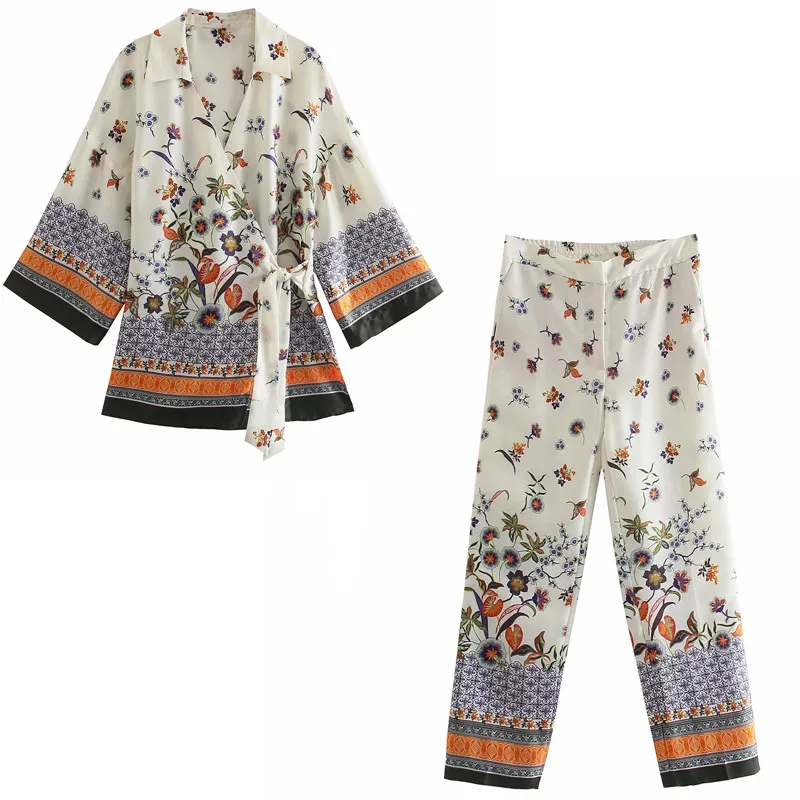 TRAF Blouses Women Za Floral Print Summer Top Woman 2021 Long Kaftan Fashion Tied Long Sleeve Wrap Top Female Vintage Blouse
TRAF Blouses Women Za Floral Print Summer Top Woman 2021 Long Kaftan Fashion Tied Long Sleeve Wrap Top Female Vintage Blouse