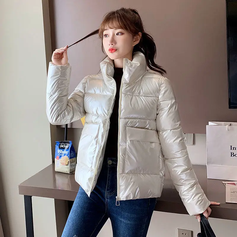 Glossy Down Padded Jacket Women's Short 2020 Winter New Fashion Women's Jacket Loose Padded Jacket Bread Jacket Women Coat
Glossy Down Padded Jacket Women's Short 2020 Winter New Fashion Women's Jacket Loose Padded Jacket Bread Jacket Women Coat