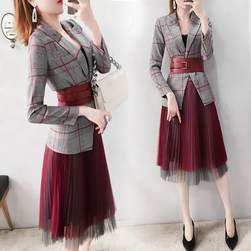 New 2019 Spring Women's Skirt Suits Office lady OL style Bandage Blazer jacket + Mesh Pleated Skirt Suit Elegant Two Piece Set
New 2019 Spring Women's Skirt Suits Office lady OL style Bandage Blazer jacket + Mesh Pleated Skirt Suit Elegant Two Piece Set