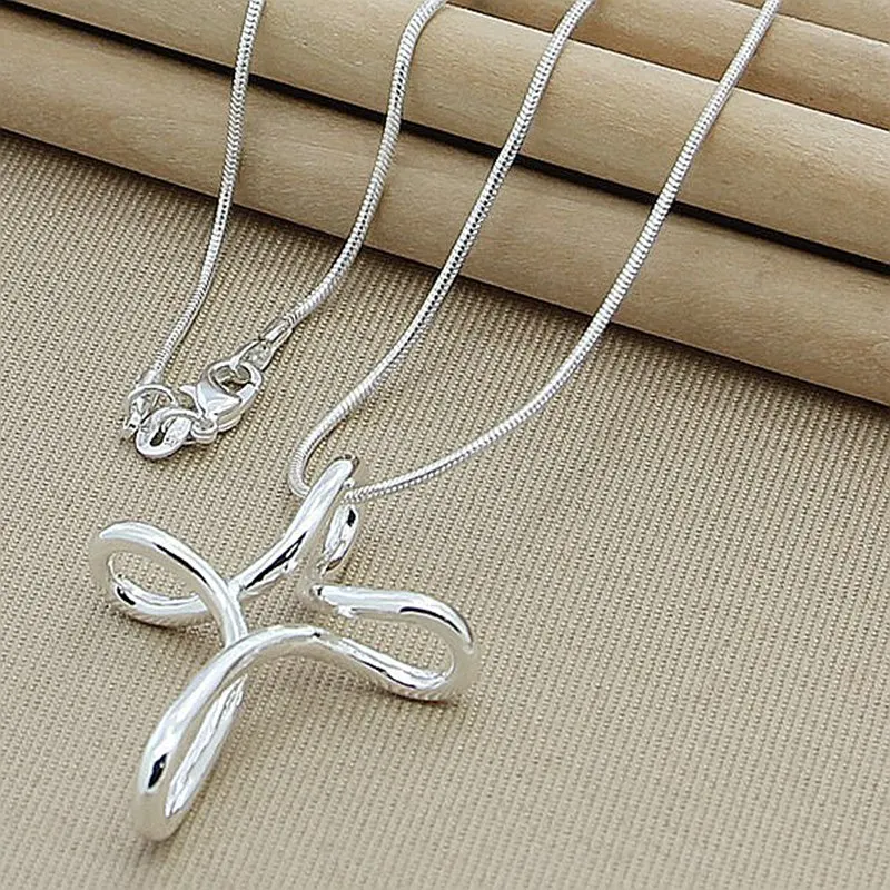 925 Sterling Silver Charm 18 Snake Chain Woman Cross Pendant Necklace Wedding Engagement Party Fashion Jewelry Gift
925 Sterling Silver Charm 18 Snake Chain Woman Cross Pendant Necklace Wedding Engagement Party Fashion Jewelry Gift