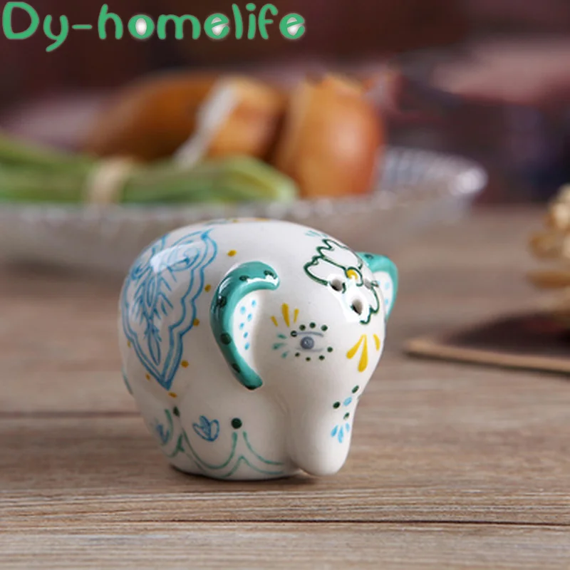 Korean Creative Hand-painted Mini Elephant Ceramic Spice Bottle Restaurant Kitchen Home Crafts Decoration Pepper Salt Shaker
Korean Creative Hand-painted Mini Elephant Ceramic Spice Bottle Restaurant Kitchen Home Crafts Decoration Pepper Salt Shaker