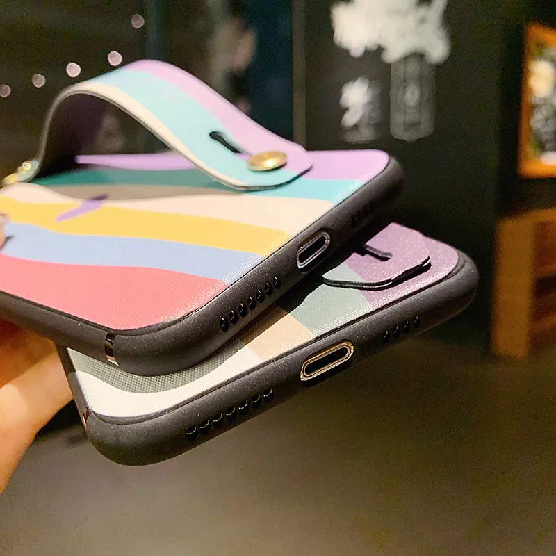 Love Gradient Rainbow Wrist Strap Phone Cases for Iphone 12 11 Pro MAX X XR XS MAX 7 8 Plus Cover Hand Band Cases Soft TPU Cases
Love Gradient Rainbow Wrist Strap Phone Cases for Iphone 12 11 Pro MAX X XR XS MAX 7 8 Plus Cover Hand Band Cases Soft TPU Cases