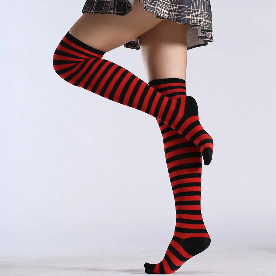 2021 New Women Girls Socks Cotton Female Non-slip Over High Knee Long Socks Stripe Print Multicolor Sweet Sexy Cute Hip Hop Sox
2021 New Women Girls Socks Cotton Female Non-slip Over High Knee Long Socks Stripe Print Multicolor Sweet Sexy Cute Hip Hop Sox