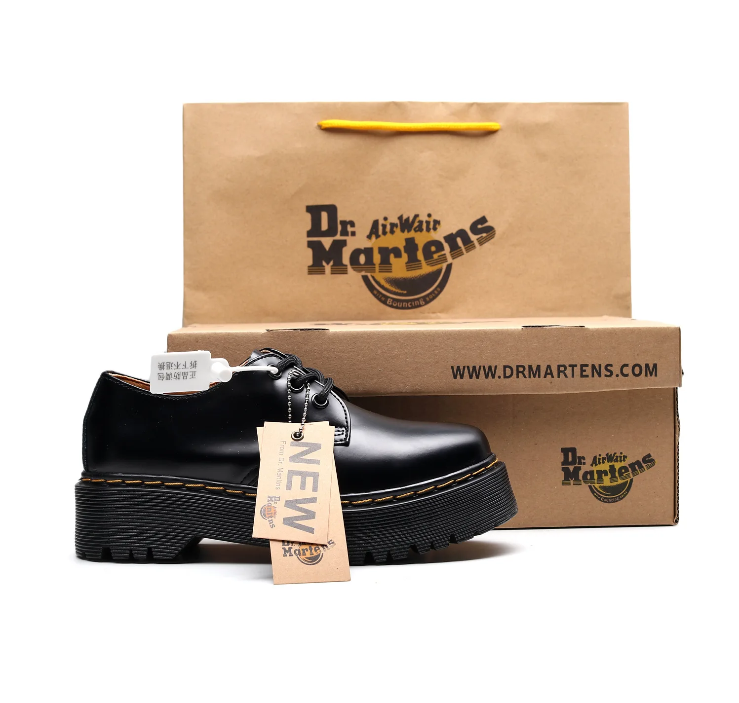 New Thick-Soled Martin Shoes Women's Leather Classic 3-Hole Leather Shoes Large Size British Style Increased Retro Single Shoes
New Thick-Soled Martin Shoes Women's Leather Classic 3-Hole Leather Shoes Large Size British Style Increased Retro Single Shoes