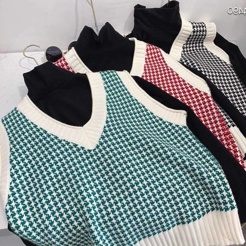Women 2020 Winter Colorblock Houndstooth 3Colors Fashion Oversized Knitted Vest Sweater V Neck Sleeveless Loose Female Chic Tops
Women 2020 Winter Colorblock Houndstooth 3Colors Fashion Oversized Knitted Vest Sweater V Neck Sleeveless Loose Female Chic Tops