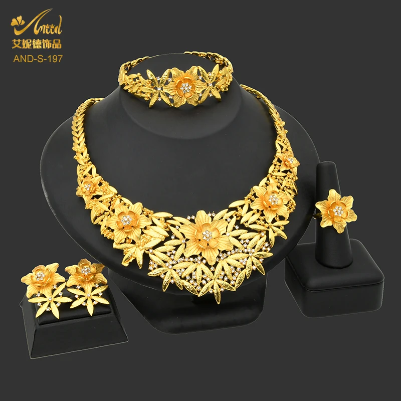 Indian Jewelry Set Wedding Flower Design With Crystal African Necklace Bracelet Earring Ring Set Gold Jewellery Dubai Ethiopian
Indian Jewelry Set Wedding Flower Design With Crystal African Necklace Bracelet Earring Ring Set Gold Jewellery Dubai Ethiopian