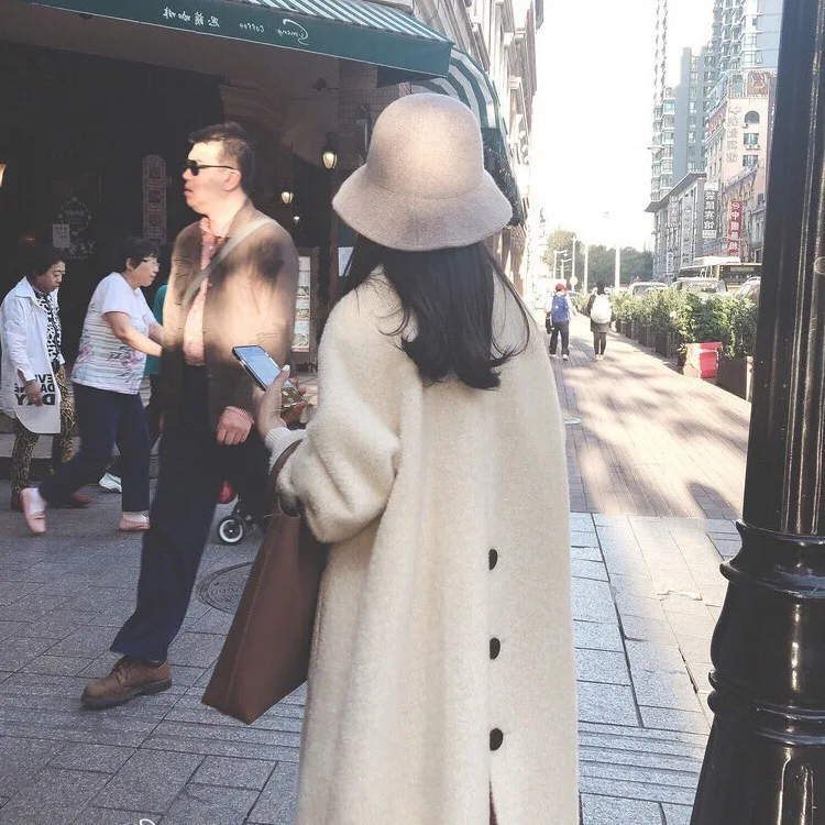Single Breasted Womens Long Sweet Coats Winter Turn-down Collar Wool Blend Coat and Jacket Solid Ladies Coats
Single Breasted Womens Long Sweet Coats Winter Turn-down Collar Wool Blend Coat and Jacket Solid Ladies Coats