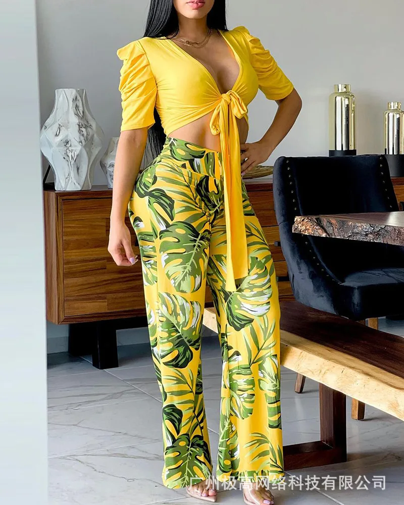 Women's 2-piece sexy deep V-neck casual ruffled sleeve top and floral print flared pants suit casual streetwear JG0752
Women's 2-piece sexy deep V-neck casual ruffled sleeve top and floral print flared pants suit casual streetwear JG0752