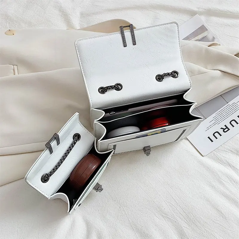 Women Sexy Fashion Contrast Crossbody Bags PU Simple Handbag Solid Shoulder Messenger Bags Ladies Purse Luxury Designer Female
Women Sexy Fashion Contrast Crossbody Bags PU Simple Handbag Solid Shoulder Messenger Bags Ladies Purse Luxury Designer Female