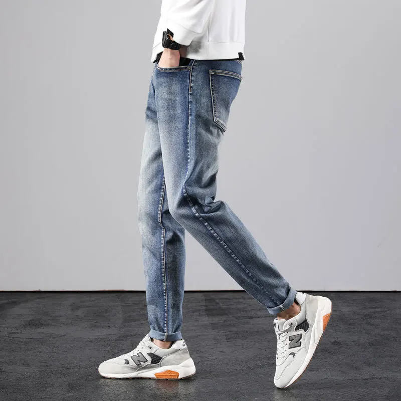 2020 spring/summer new jeans men's youth self-cultivation little feet old men's trousers Korean version of the trend of thin tro
2020 spring/summer new jeans men's youth self-cultivation little feet old men's trousers Korean version of the trend of thin tro