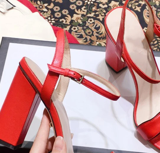 Thick Heel Luxury Design Sandals Women Ankle Strap Open Toe Sandalias De Las Mujeres Real Leather Sexy High Heel Woman Shoes
Thick Heel Luxury Design Sandals Women Ankle Strap Open Toe Sandalias De Las Mujeres Real Leather Sexy High Heel Woman Shoes