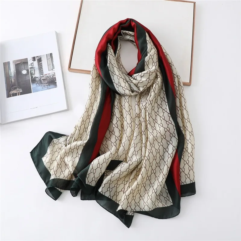New European and American Street Classic Pattern Famous Scarf All-match Silk Custom Scarf Long Shawl women scarf silk fashion
New European and American Street Classic Pattern Famous Scarf All-match Silk Custom Scarf Long Shawl women scarf silk fashion