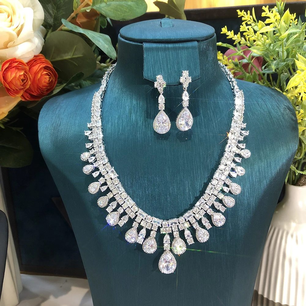 Blachette Luxury Nigerian Drop Necklace Pendant Earrings for Women Wedding Banquet Bridal Crystal Dubai High Quality Jewelry
Blachette Luxury Nigerian Drop Necklace Pendant Earrings for Women Wedding Banquet Bridal Crystal Dubai High Quality Jewelry