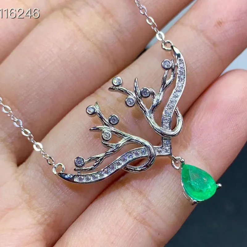 Classic Natural Emerald Necklace, Royal Style, World Famous Gem, Good Quality 925 Silver. Charms Silver 925 Original
Classic Natural Emerald Necklace, Royal Style, World Famous Gem, Good Quality 925 Silver. Charms Silver 925 Original