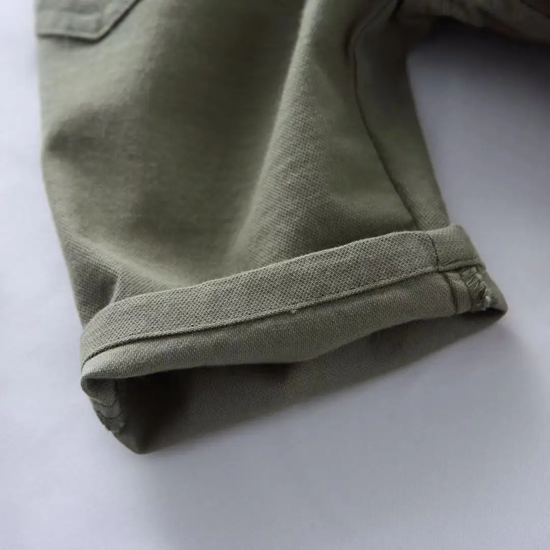 2021 Summer Korean Baby Boys Pants Kids Solid Colour Pants Cotton Children Half Length Fashion Boys Shorts
2021 Summer Korean Baby Boys Pants Kids Solid Colour Pants Cotton Children Half Length Fashion Boys Shorts