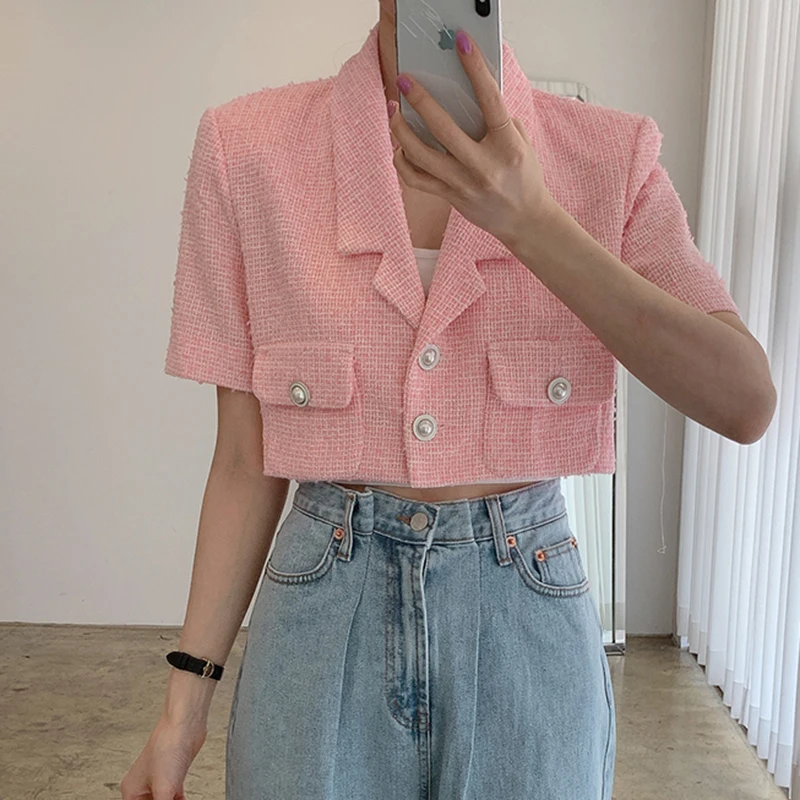 Women Jackets 2022 Summer Korean Chic Ladies Vintage Loose Suit Collar Short-Sleeved Two Buttons Pockets Design Thin Jacket
Women Jackets 2022 Summer Korean Chic Ladies Vintage Loose Suit Collar Short-Sleeved Two Buttons Pockets Design Thin Jacket