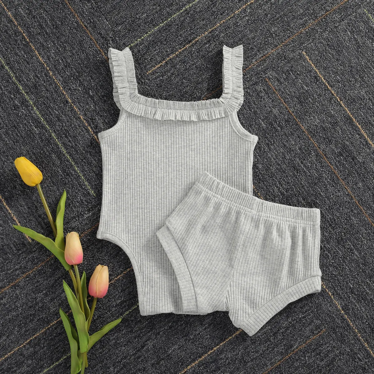 Pudcoco Baby Girls Boys Clothes Summer Two Piece Set Fashion Solid Color Bodysuit and Shorts Clothes Set 0-24Months
Pudcoco Baby Girls Boys Clothes Summer Two Piece Set Fashion Solid Color Bodysuit and Shorts Clothes Set 0-24Months