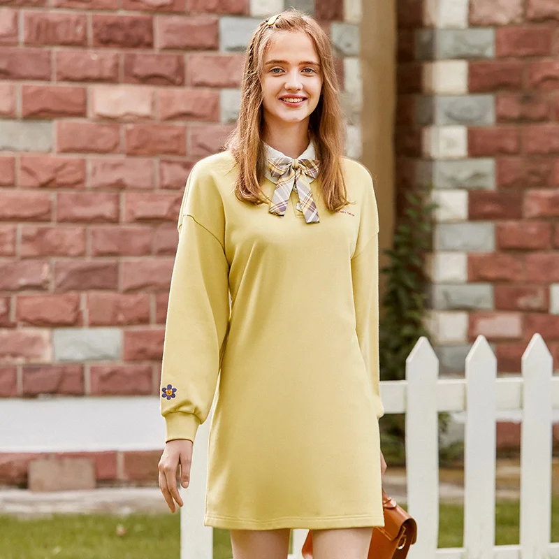 SEMIR Dress women autumn and winter skirts 2020 new autumn long-sleeved POLO skirt mid-length Japanese hot-selling skirt
SEMIR Dress women autumn and winter skirts 2020 new autumn long-sleeved POLO skirt mid-length Japanese hot-selling skirt