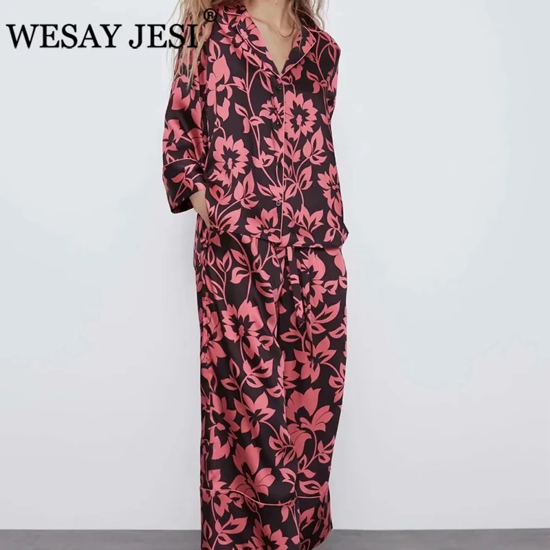 WESAY JESI Women's Clothing 2021 TRAF Blouses And Shirts Single-Breasted V-Neck Long Sleeve Printed Shirt Loose Casual Chic Tops
WESAY JESI Women's Clothing 2021 TRAF Blouses And Shirts Single-Breasted V-Neck Long Sleeve Printed Shirt Loose Casual Chic Tops