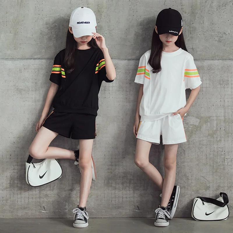 Teen Girls Cotton Sports Clothes Set Kids Girl Outfits 2021 Summer Girl Clothes Cotton T Shirt + Shorts Hot Pants Sets 2PCS
Teen Girls Cotton Sports Clothes Set Kids Girl Outfits 2021 Summer Girl Clothes Cotton T Shirt + Shorts Hot Pants Sets 2PCS