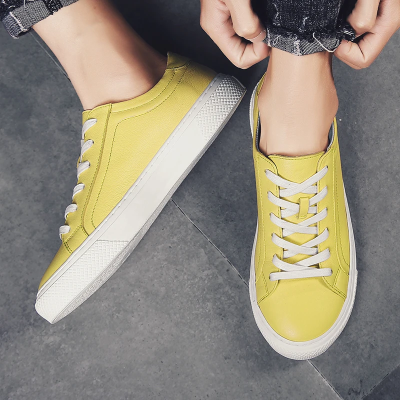 Hot Sale White Men's Genuine Leather Sneakers 2021 Light Casual Shoes For Men Walking Outdoor Breathable Black Sneakers
Hot Sale White Men's Genuine Leather Sneakers 2021 Light Casual Shoes For Men Walking Outdoor Breathable Black Sneakers