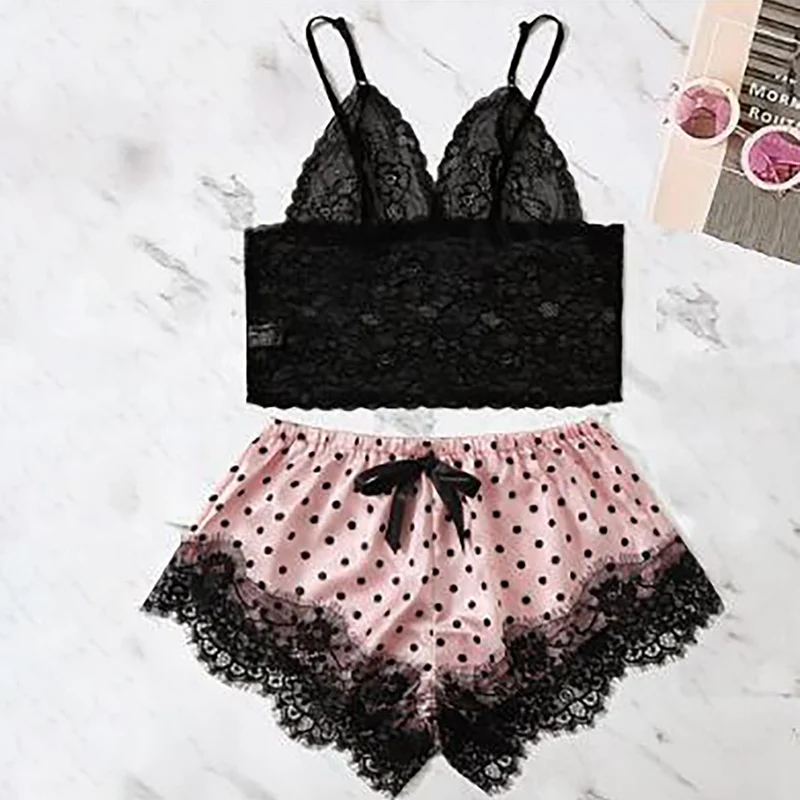 Sexy Women Underwear Lace Simulation Silk Pajamas Set Suspenders Shorts Suit Pajamas Cami Top and Shorts Sleepwear
Sexy Women Underwear Lace Simulation Silk Pajamas Set Suspenders Shorts Suit Pajamas Cami Top and Shorts Sleepwear