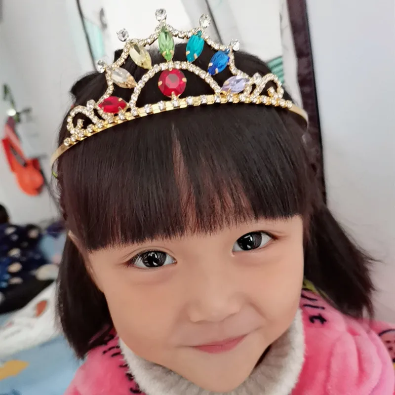 Sieben Chakras Kristall Krone Gold Silber Braut Kopfschmuck Prinzessin Mdchen Tiaras Kronen Stirnbnder Hochzeit Haar Zubehr
Sieben Chakras Kristall Krone Gold Silber Braut Kopfschmuck Prinzessin Mdchen Tiaras Kronen Stirnbnder Hochzeit Haar Zubehr