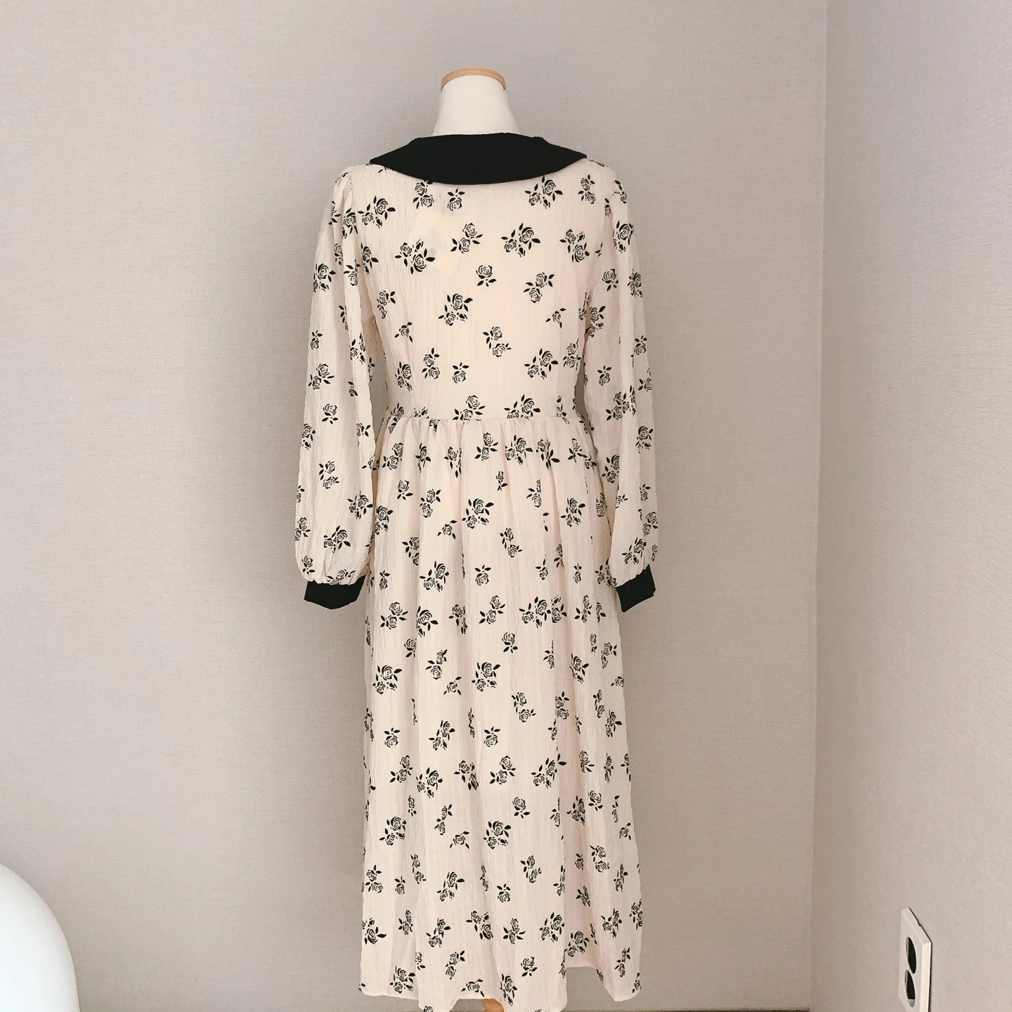 Autumn Dresses Lady Chic Korean Vestido Dropshipping Retro Women Flower Fashion Maxi Dress Casual Long Sleeve Spring
Autumn Dresses Lady Chic Korean Vestido Dropshipping Retro Women Flower Fashion Maxi Dress Casual Long Sleeve Spring