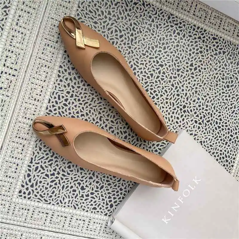 Lenkisen big size full grain leather elegant gorgeous metal decorations flat with shoes round toe slip on solid women shoes L77
Lenkisen big size full grain leather elegant gorgeous metal decorations flat with shoes round toe slip on solid women shoes L77