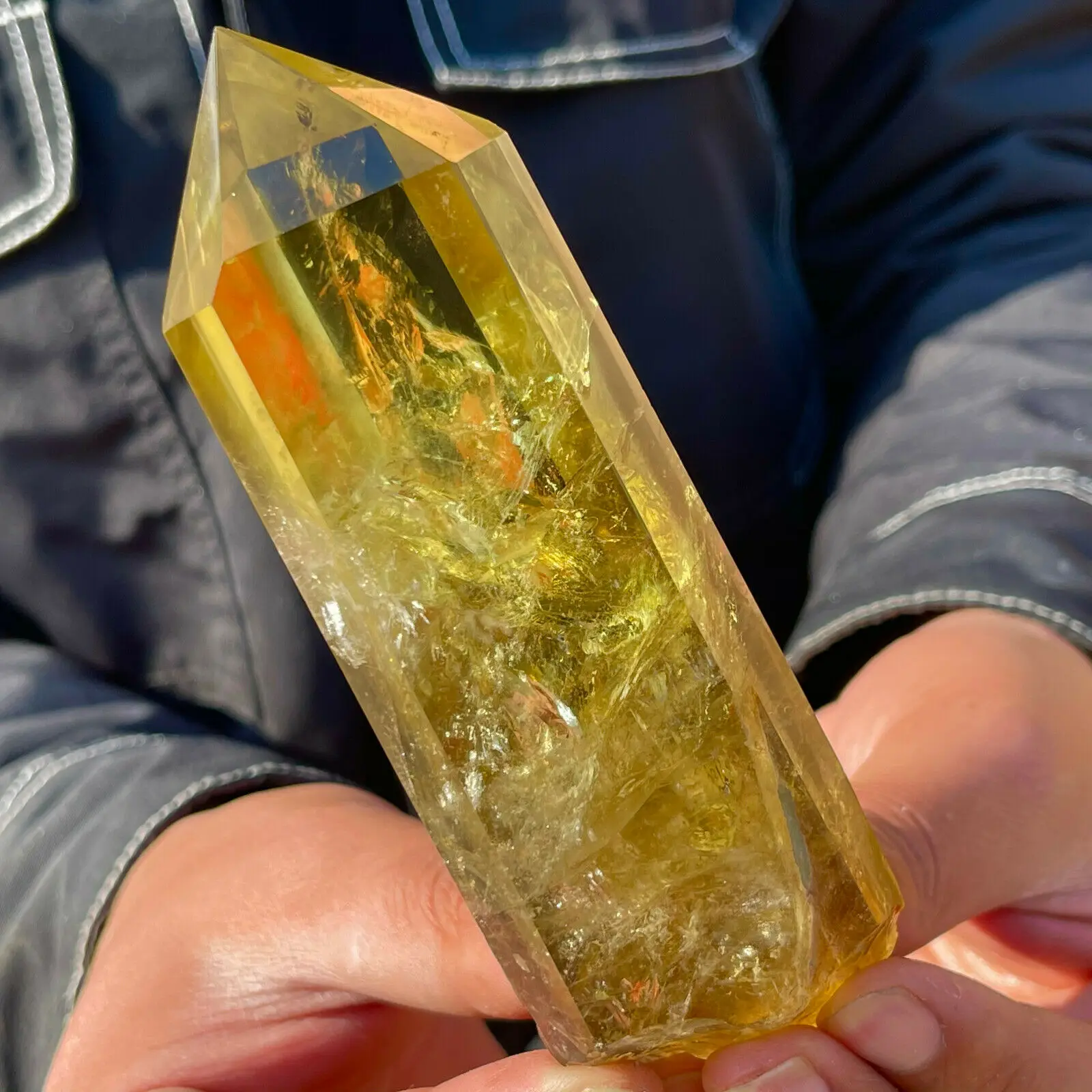 AAA+Natuurlijk Gerookte Topaz Quartz Spinel Kristal Staaf Kan Genezen Kamer Decoratie En Sieraden Productie Op Zal.
AAA+Natuurlijk Gerookte Topaz Quartz Spinel Kristal Staaf Kan Genezen Kamer Decoratie En Sieraden Productie Op Zal.