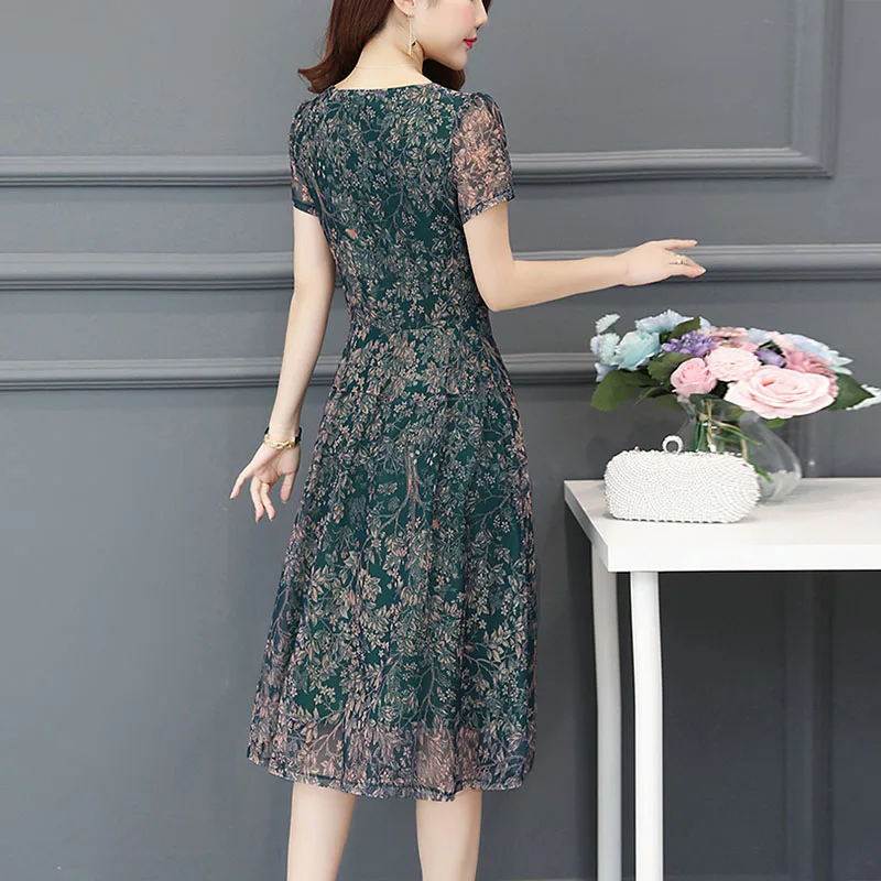 2020 Summer V-Neck Dress Women Short sleeve Elegant Lace Dress Ladies Office Women Plus Size Robe Femme Sexy dress Vestidos
2020 Summer V-Neck Dress Women Short sleeve Elegant Lace Dress Ladies Office Women Plus Size Robe Femme Sexy dress Vestidos