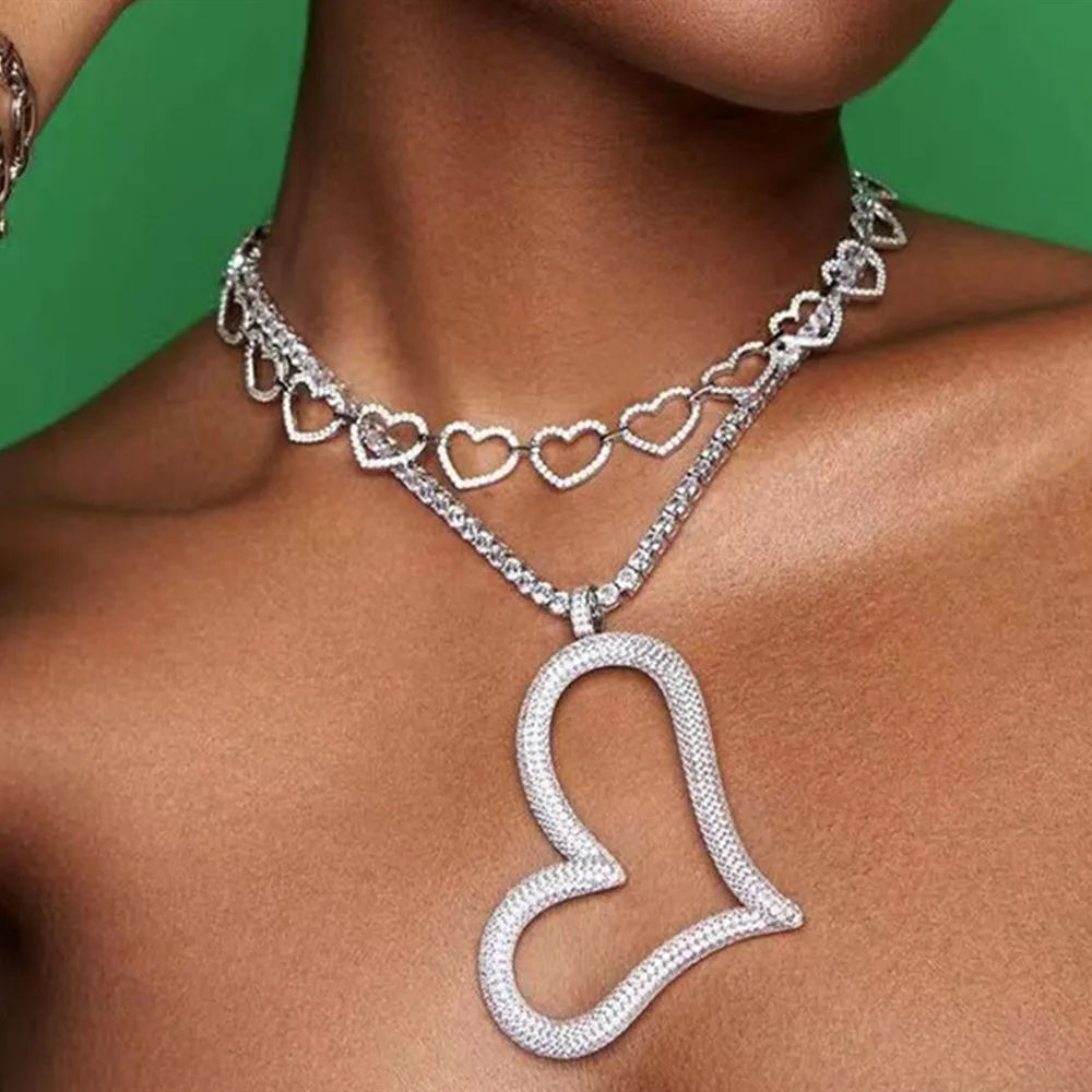 Rhinestone Chain Hollow Big Love Heart Hip Hop Choker Necklace Statement Jewelry for Girl Luxury Crystal Pendant Collar Necklace
Rhinestone Chain Hollow Big Love Heart Hip Hop Choker Necklace Statement Jewelry for Girl Luxury Crystal Pendant Collar Necklace