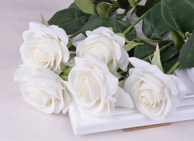High Grade Imitation Flower Single Hand Moisturizing Rose Hand Holding Rose Artificial Flower Home Living Room Decorative Flower
High Grade Imitation Flower Single Hand Moisturizing Rose Hand Holding Rose Artificial Flower Home Living Room Decorative Flower
