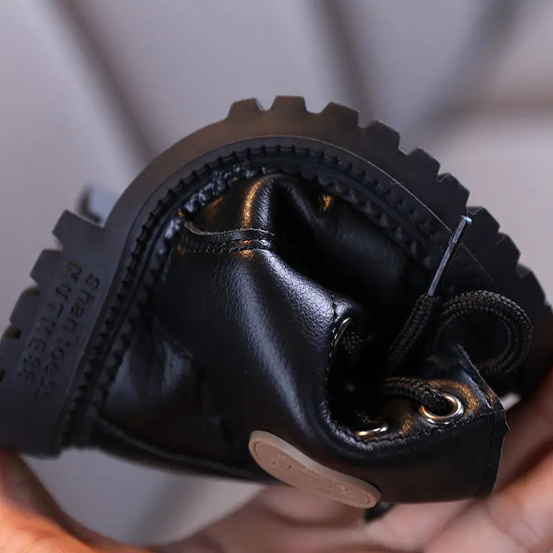 2021 New Children's Four Seasons Leather Casual Comfortable Martin Boots Toddler Shoes Girl Boots for Kids Girls and Boys 4-6y 
2021 New Children's Four Seasons Leather Casual Comfortable Martin Boots Toddler Shoes Girl Boots for Kids Girls and Boys 4-6y