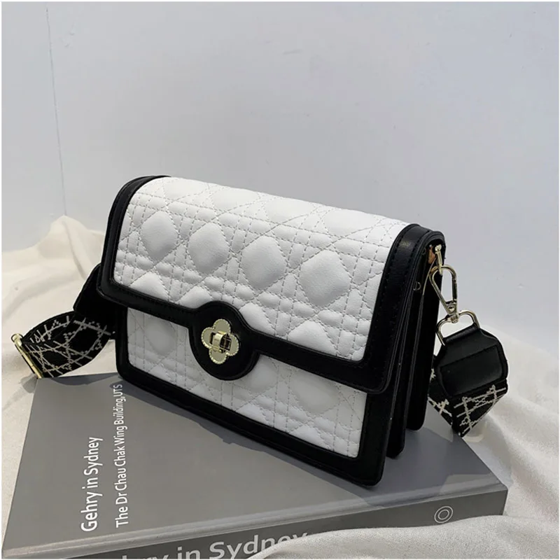 Luxury/Elegant Lady Messenger Bags White/Black Designer Brand Leather Quilted Flap Bag Wide-strap Crossbody/Shoulder Bag Women
Luxury/Elegant Lady Messenger Bags White/Black Designer Brand Leather Quilted Flap Bag Wide-strap Crossbody/Shoulder Bag Women