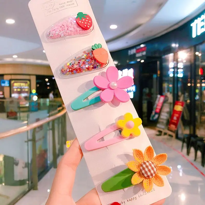 New Fruit Transparent Baby Girls Hair Clip Sequin Hearts Hair Accessories Colorful Children Kids Barrettes
New Fruit Transparent Baby Girls Hair Clip Sequin Hearts Hair Accessories Colorful Children Kids Barrettes