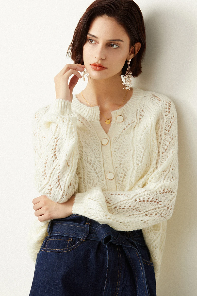 GypsyLady Gaspard Jumper Wool Mohair Blend Super Chic Sweaters Cardigans Women Winter Buttons Hollow Out Casual Chic Knitwear
GypsyLady Gaspard Jumper Wool Mohair Blend Super Chic Sweaters Cardigans Women Winter Buttons Hollow Out Casual Chic Knitwear