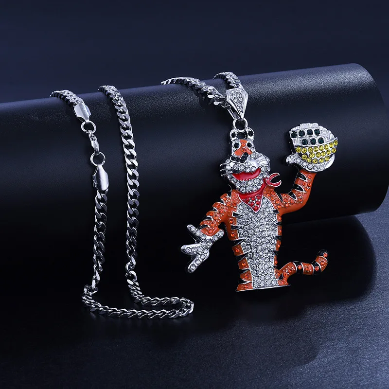 Bing Bing Rock Hip Hop Iced Out Rope Chain Colorful Cute Tiger Pendants Necklace 30inch for Men Fashion Jewelry Chains Choker
Bing Bing Rock Hip Hop Iced Out Rope Chain Colorful Cute Tiger Pendants Necklace 30inch for Men Fashion Jewelry Chains Choker