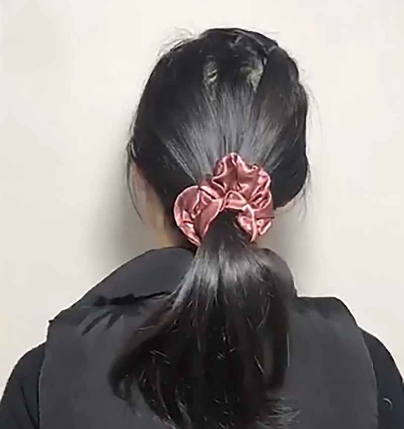 Satin Silk Hair Ties Fashion Vintage Solid Color Elastic Scrunchies Luxury 2021 New Women Girls Headband Accessories
Satin Silk Hair Ties Fashion Vintage Solid Color Elastic Scrunchies Luxury 2021 New Women Girls Headband Accessories