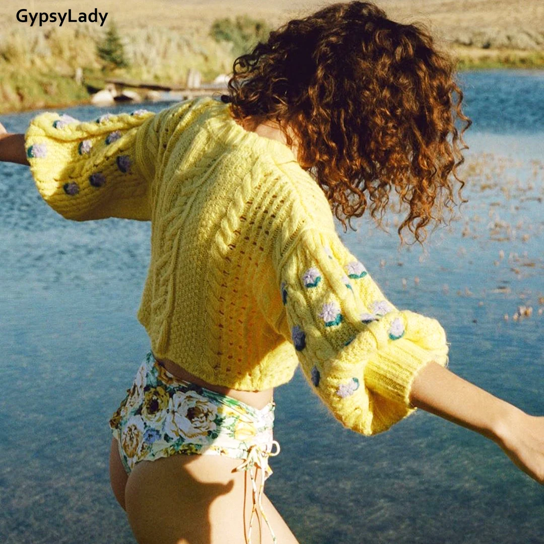 GypsyLady желтый вязаный джемпер большого размера свитер с цветочной вышивкой винтажный осенний вязаный свитер длинный пуловеры с рукавами в ф...
GypsyLady желтый вязаный джемпер большого размера свитер с цветочной вышивкой винтажный осенний вязаный свитер длинный пуловеры с рукавами в ф...