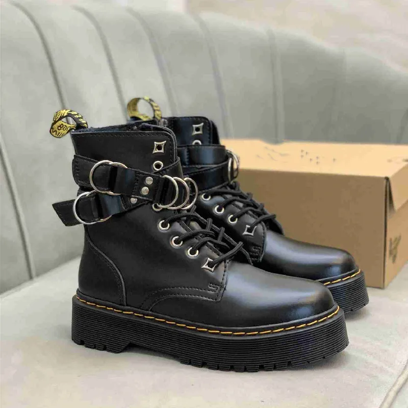 Large Size Fashion Boots Men's Women's Classic High-top Couple Leather Round Head Motorcycle Boots Fashion Non-slip Sewing Boots
Large Size Fashion Boots Men's Women's Classic High-top Couple Leather Round Head Motorcycle Boots Fashion Non-slip Sewing Boots