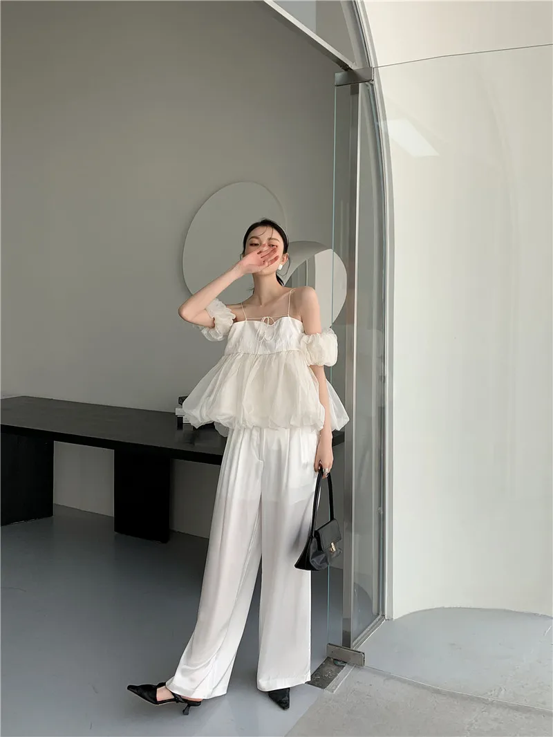 VANOVICH Fashion Blouses Female Summer 2021 New Solid Color Wild Ladies Blouses and Tops Korean Style Sexy Women Clothing
VANOVICH Fashion Blouses Female Summer 2021 New Solid Color Wild Ladies Blouses and Tops Korean Style Sexy Women Clothing