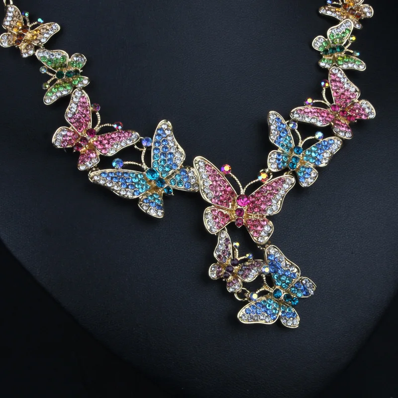 

exaggerated clavicle chain decoration necklace earrings two-piece set, butterfly and diamond ethnic style dinner accessories