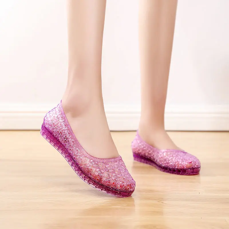 Transparent slides women's crystal sandals female summer shoes 2021 fashion PVC loafers woman sandals
Transparent slides women's crystal sandals female summer shoes 2021 fashion PVC loafers woman sandals