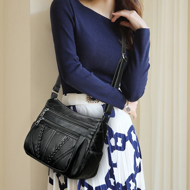 PU Leather Women Shoulder Bag Fashion Large Capacity Messenger Bags For Women 2020 Solid Color Crossbody Bag Women's Bags
PU Leather Women Shoulder Bag Fashion Large Capacity Messenger Bags For Women 2020 Solid Color Crossbody Bag Women's Bags