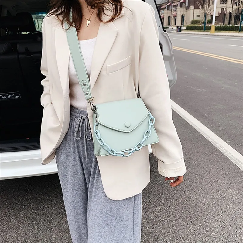 Thick Chain Design Small PU Leather Crossbody Bags For Women 2021 Female Shoulder Messenger Bag Ladies Handbags And Purse
Thick Chain Design Small PU Leather Crossbody Bags For Women 2021 Female Shoulder Messenger Bag Ladies Handbags And Purse