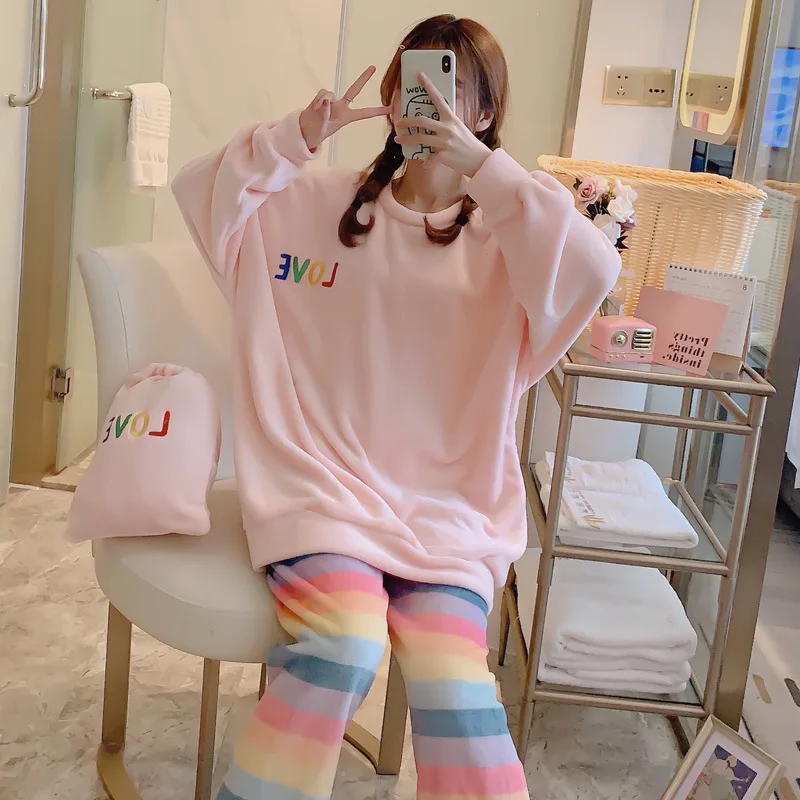 Pajamas Suit Women Flannel Nightwear Home Clthing Casual Winter New Pijamas Coral Fleece Sleep Set Loose Pyjamas Home Wear 
Pajamas Suit Women Flannel Nightwear Home Clthing Casual Winter New Pijamas Coral Fleece Sleep Set Loose Pyjamas Home Wear