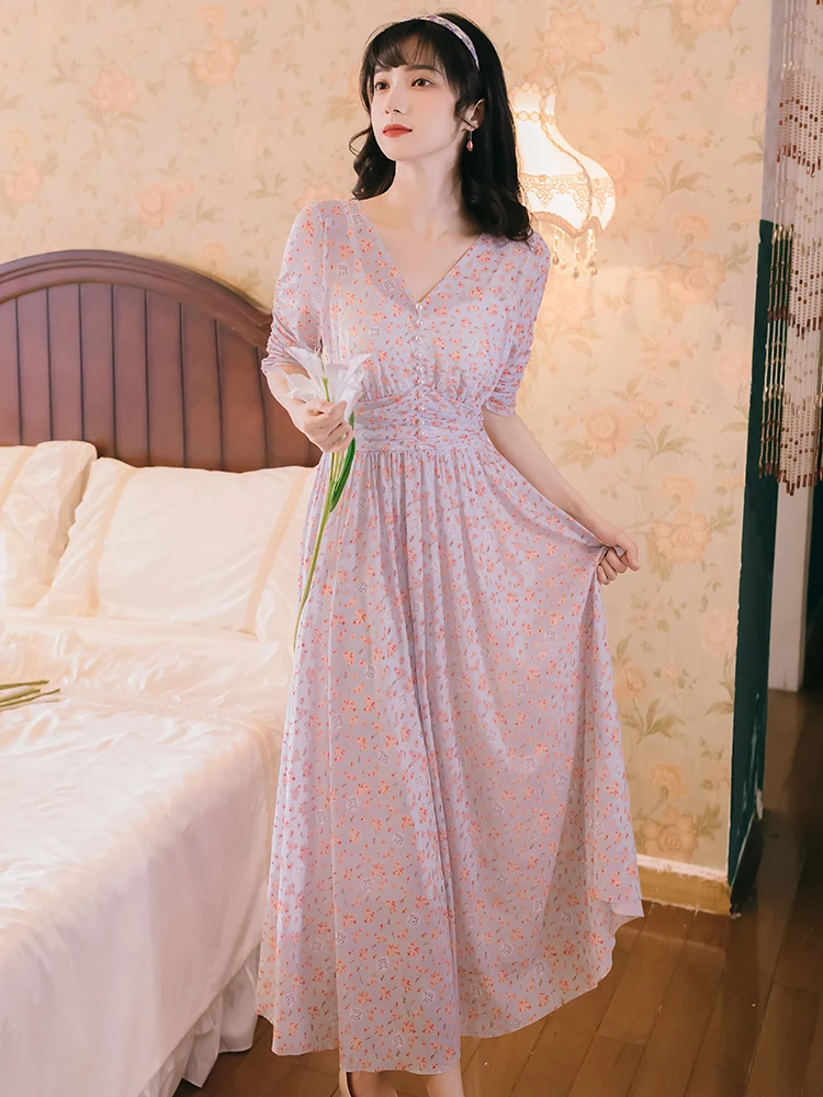 2020 new fashion women's clothing V-Neck Short Print Vintage women dress
2020 new fashion women's clothing V-Neck Short Print Vintage women dress