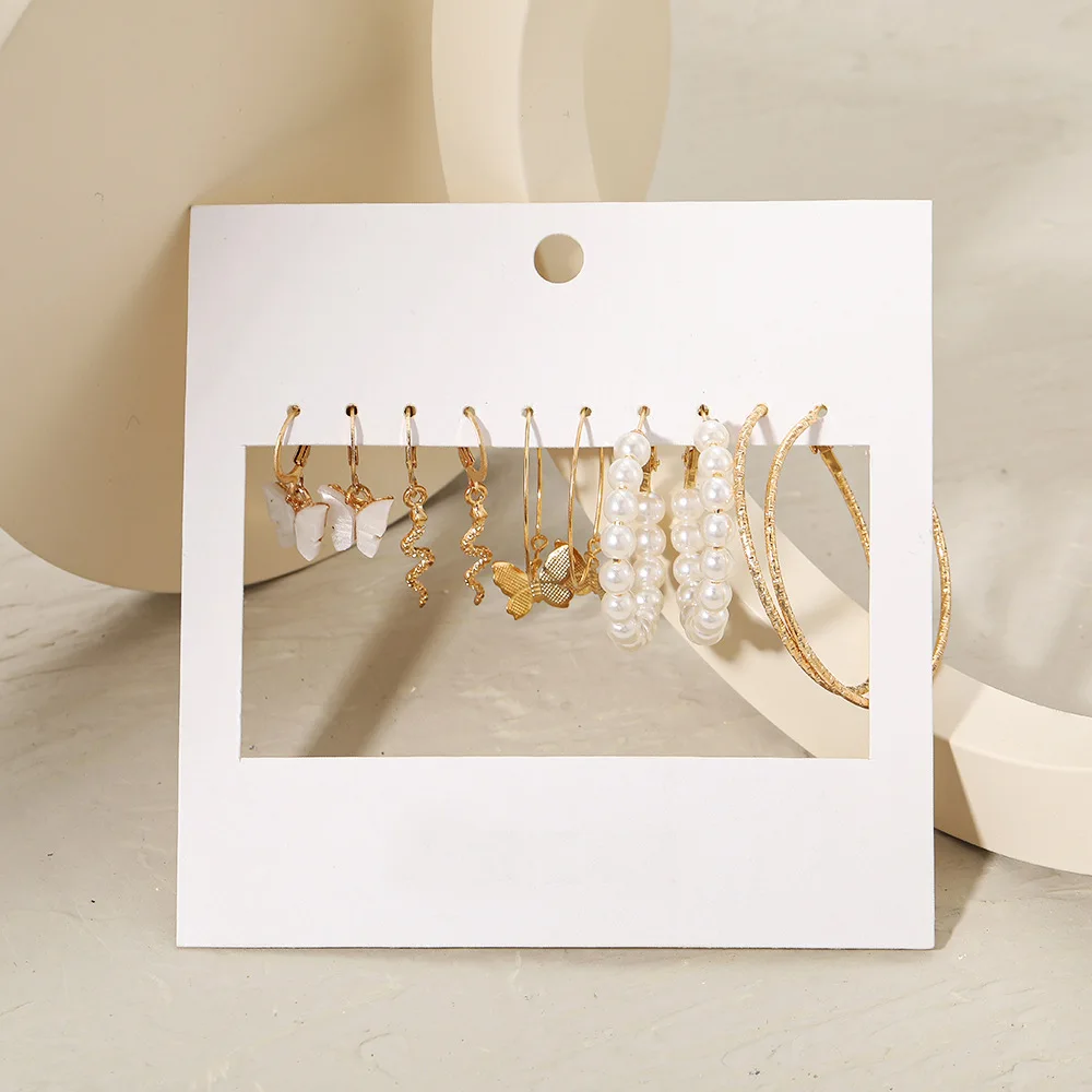 European American Simple Pearl Butterfly Alloy Earring for Women 5 Pairs Set Fashion Jewelry Wedding Party Bohemian Girl Earring
European American Simple Pearl Butterfly Alloy Earring for Women 5 Pairs Set Fashion Jewelry Wedding Party Bohemian Girl Earring