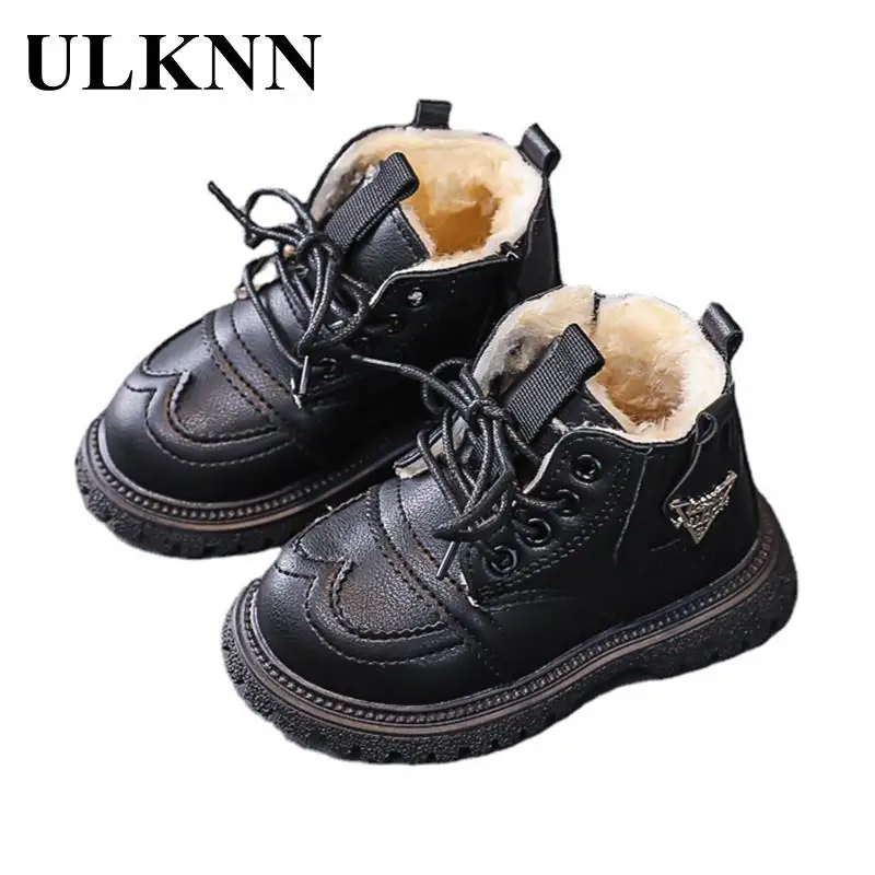 Boy's Winter Plush Boots 2021 New Children's Shoes Short Boots Black Leather Boot Girls' Single Shoe Middle-aged Martin Boots
Boy's Winter Plush Boots 2021 New Children's Shoes Short Boots Black Leather Boot Girls' Single Shoe Middle-aged Martin Boots